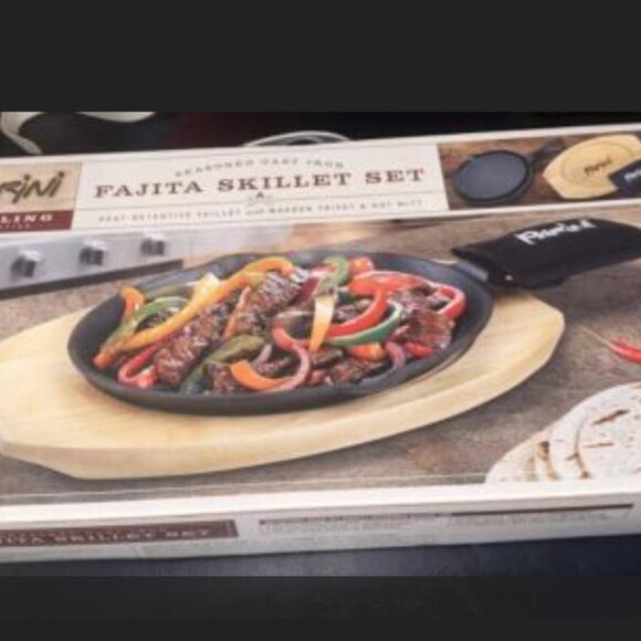 NWOT Parini Skillet Set (Seasoned Cast Iron) - Picture 6 of 6